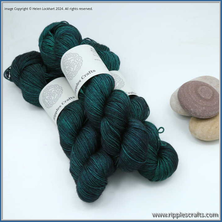 A Freezing Cold Dip in the Sea S4ply